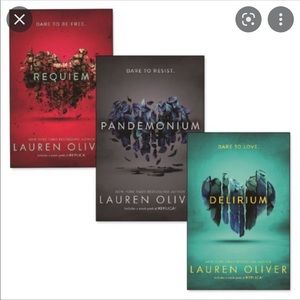 Delirium Trilogy books by Lauren Oliver